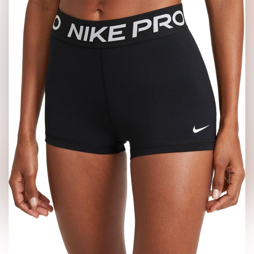 Nike pro 3” shorts M